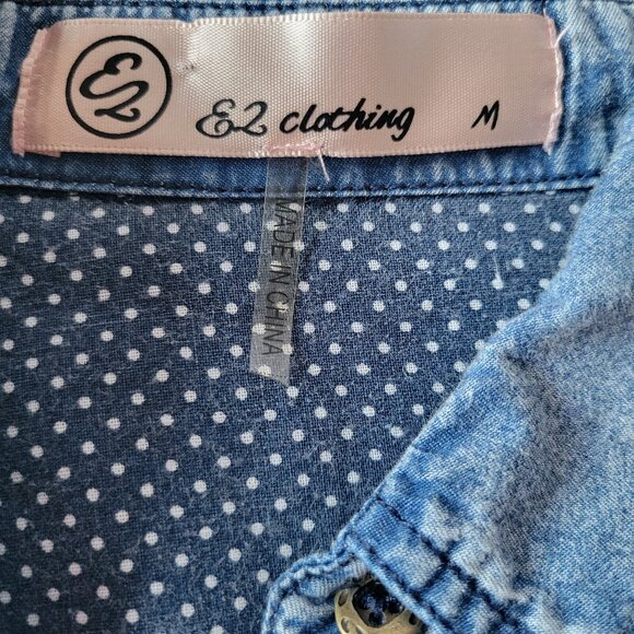 E2 Clothing Distressed Denim Shirt Dress w/ Pockets, Button-Down Front, Sz M EUC - Picture 5 of 8